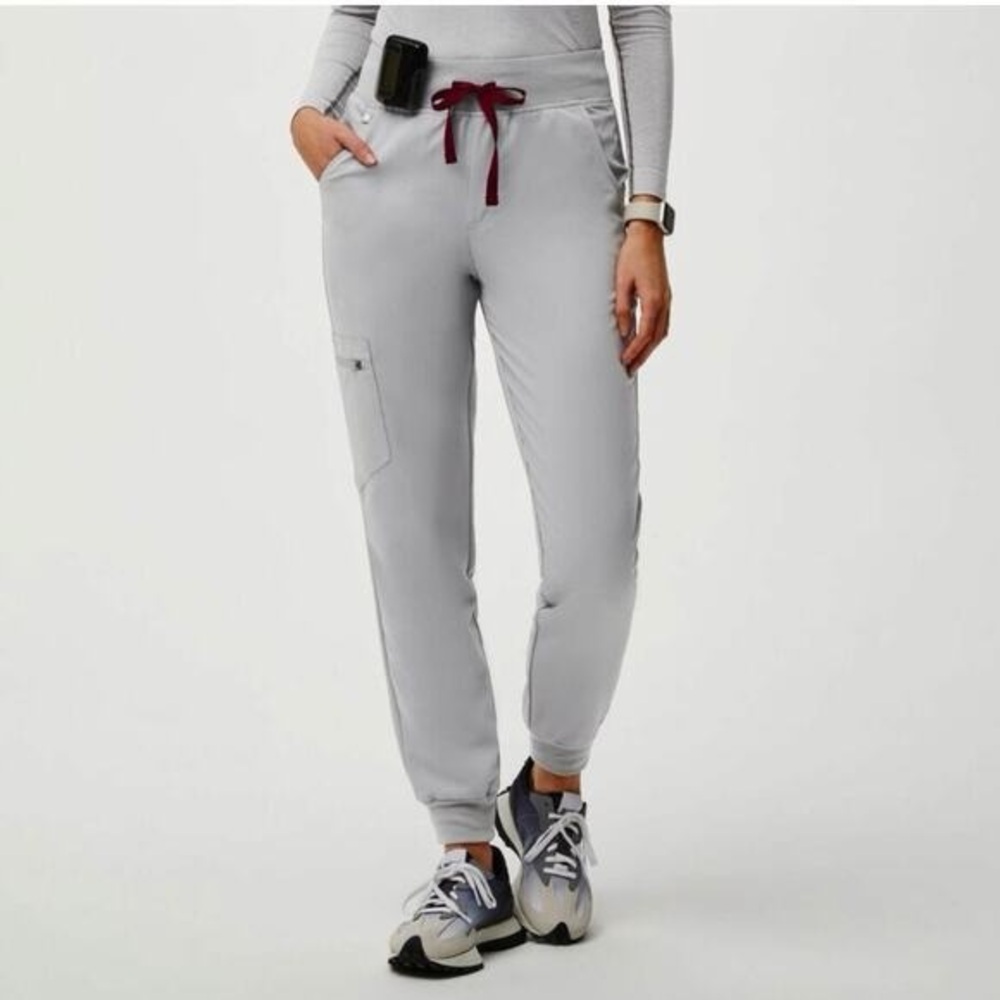 Figs Grey Cargo Scrub Pants